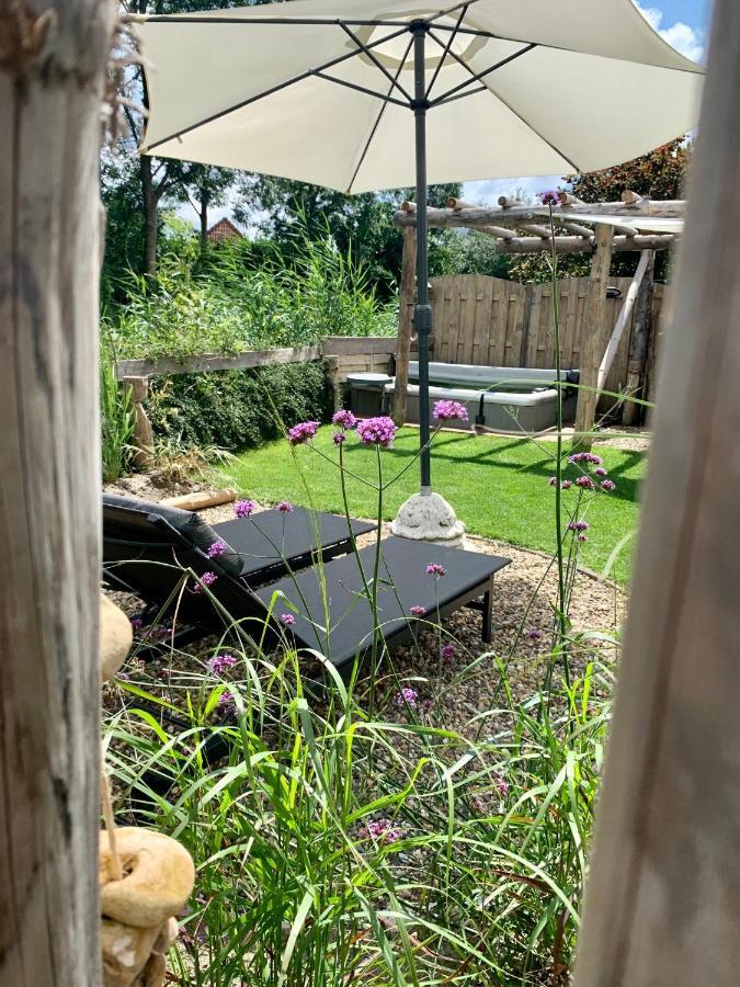 "Zeelandzon" Holiday Home By The Lake With Jacuzzi And Sauna Herkingen Luaran gambar
